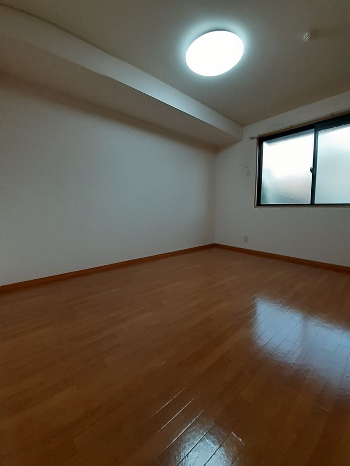 ベッドルーム