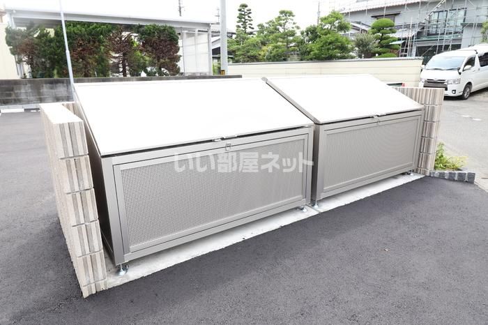 近くに施設あり