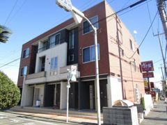 スペチアーレ平岡の外観画像