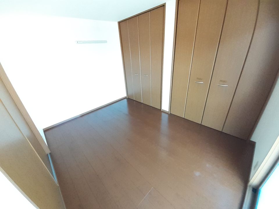 ベッドルーム