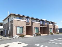 リーヴスラシルの外観画像