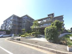 グランドパレス学園前の外観画像