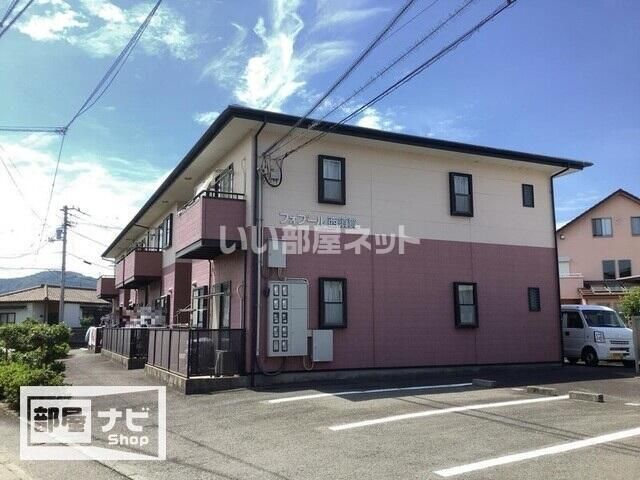 フォブール西須賀の外観画像