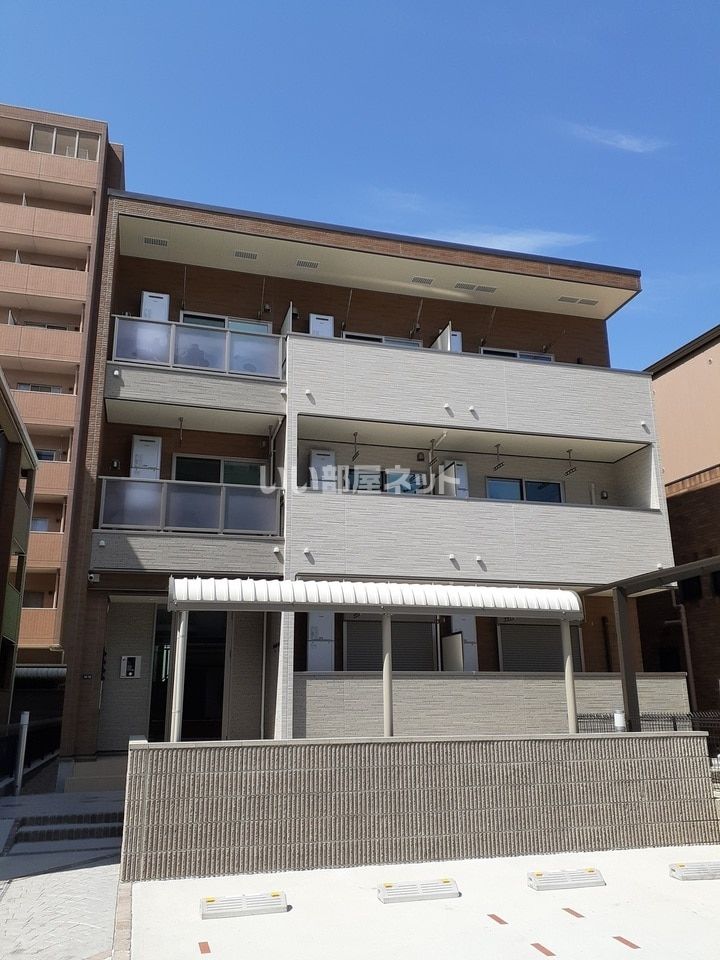 GRANDIO 春岡の外観画像