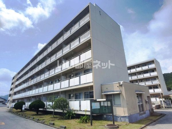 ビレッジハウス高知2号棟の外観画像