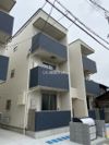 ラージヒル長瀬WESTの外観