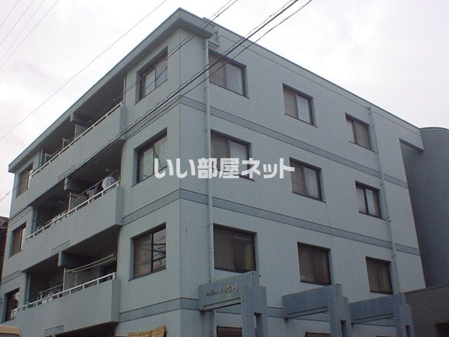ハイエスト・滝川の外観画像