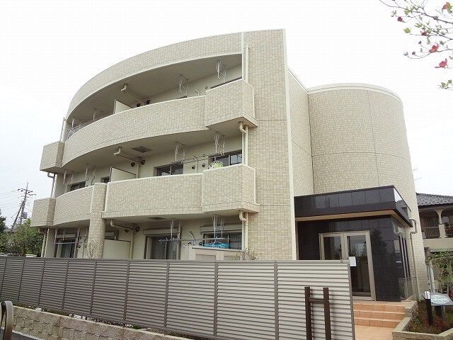 ア ディンプルの外観画像