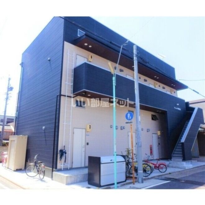 Creo中村日赤の外観画像