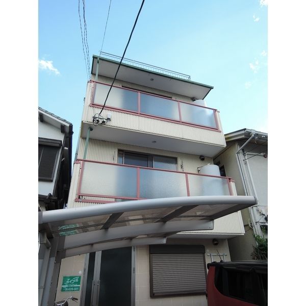 コーペラドールの外観画像