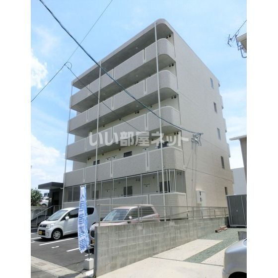 エフィシア新外の外観画像