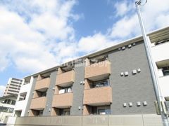 カザリベ城陽駅前の外観画像