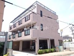 ADESSO （アデッソ）の外観画像