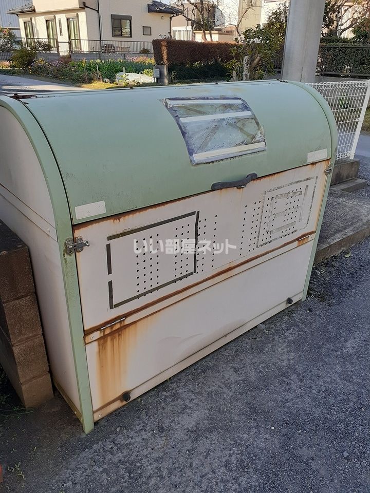近くに施設あり