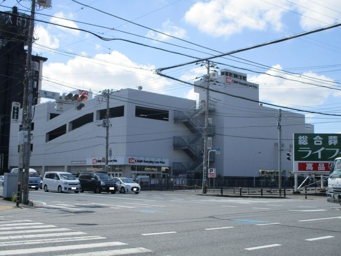 近くに施設あり