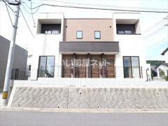 イーストヒルズDの外観画像