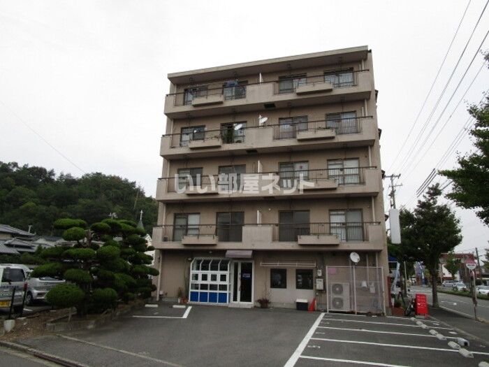 ニュー塩屋ハイツの外観画像