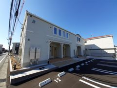 ニュー・エンブレムBの外観画像