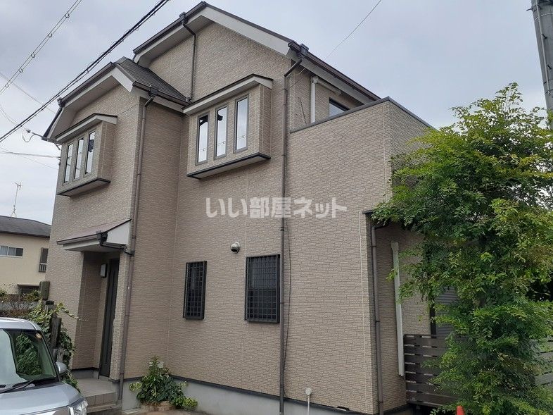 香里ケ丘11丁目貸家の外観画像