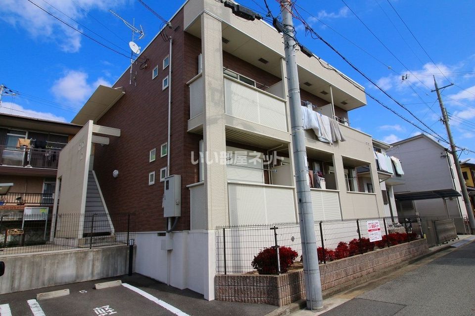 グローリーヒルズの外観画像