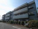 スリーアイズマンションの外観