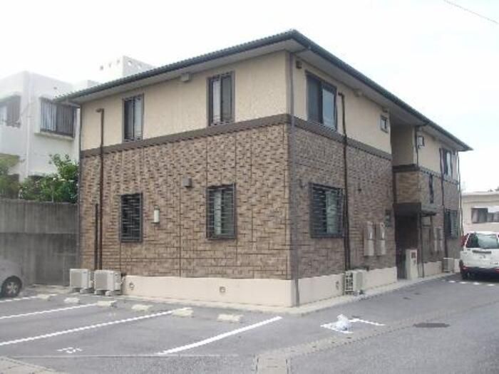 セジュール赤嶺 サニーコートの外観画像