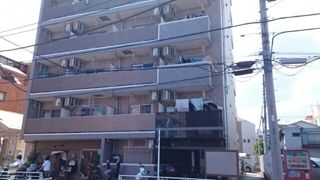 avanzar・florestの外観画像