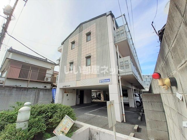 エメラルドハイツの外観画像