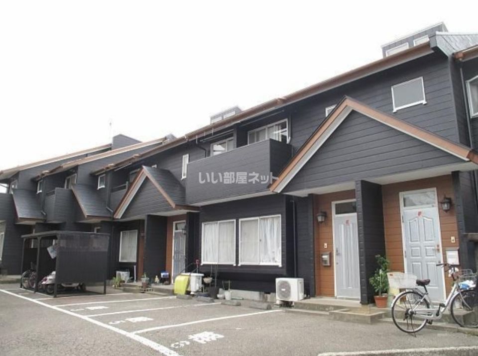 カーサLUNAの外観画像