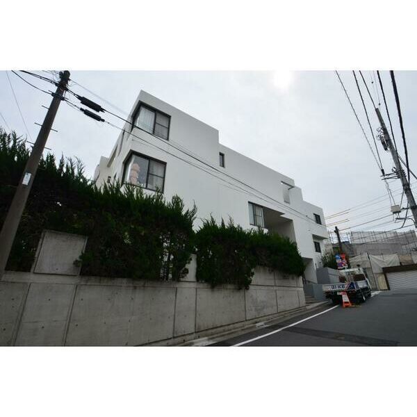 コート・アビ WESTの外観画像