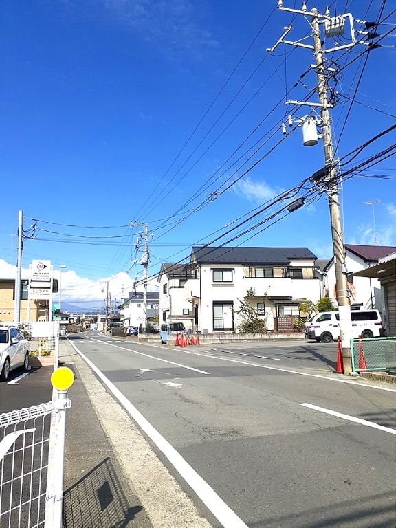 近くに施設あり