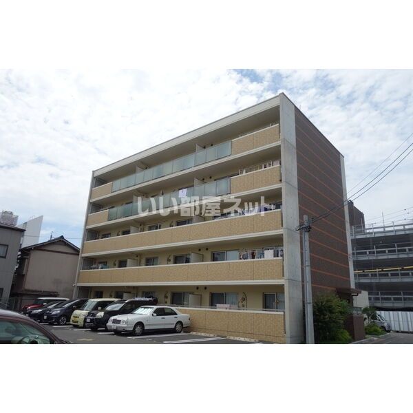 ラ・ベラ・ヴィータの外観画像