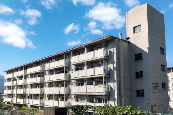 ビレッジハウス坂城2号棟の外観画像