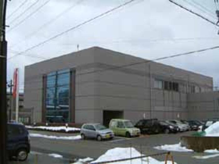 近くに施設あり