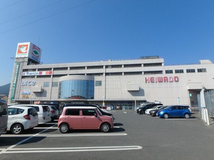 近くに施設あり