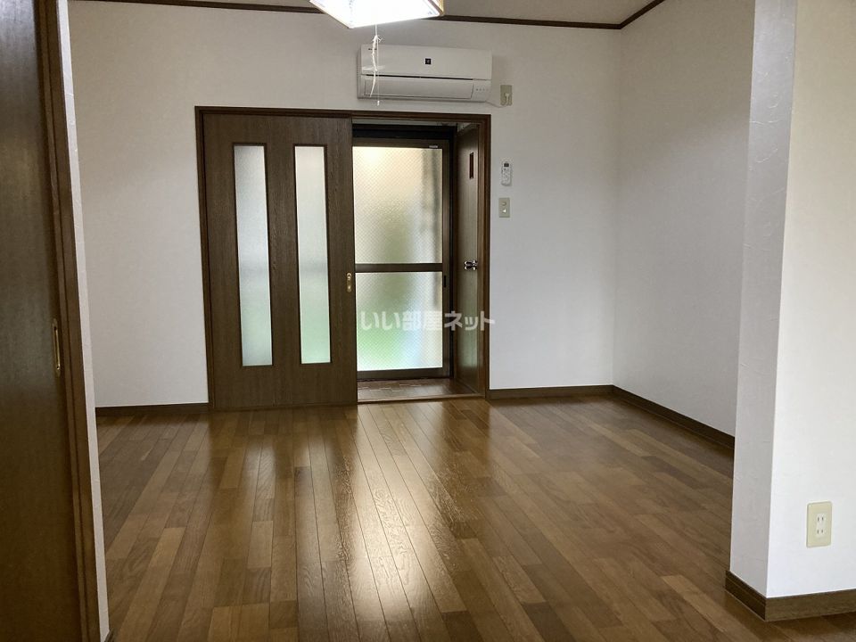 ベッドルーム
