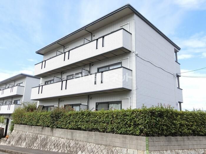 コンフォートハイツ高陽 B棟の外観画像