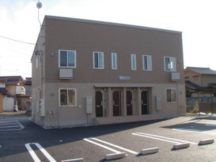 ハピネス高田 Aの外観画像