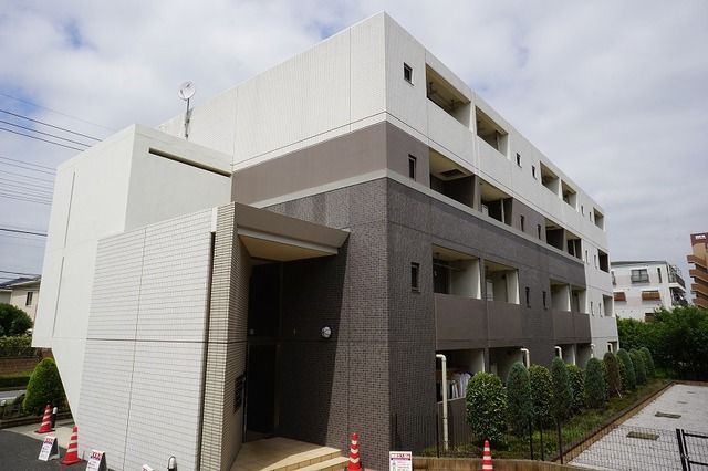 バーミィ ブリーズの外観画像
