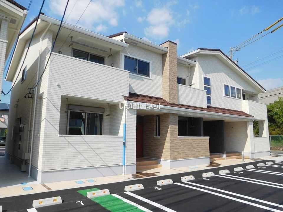 クレール・シャンブルⅡの外観画像