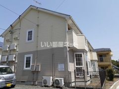 クレストール新城Aの外観画像