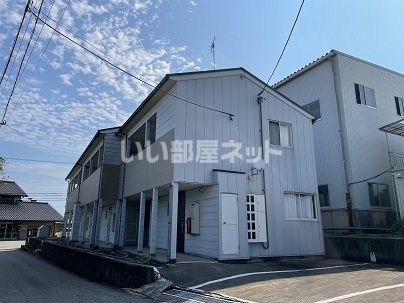ハイツ三田の外観画像