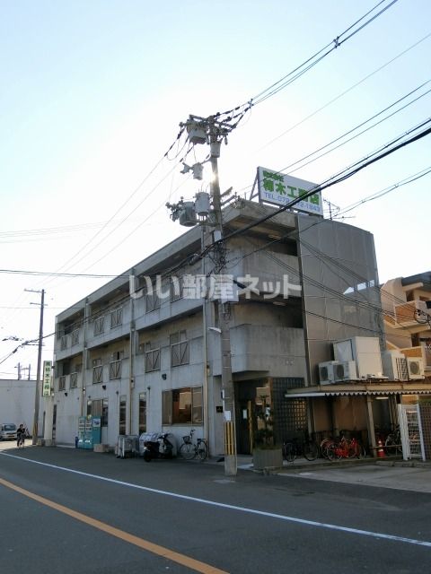 フラットカキノキの外観画像