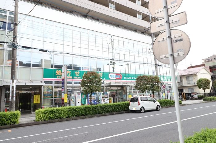 近くに施設あり