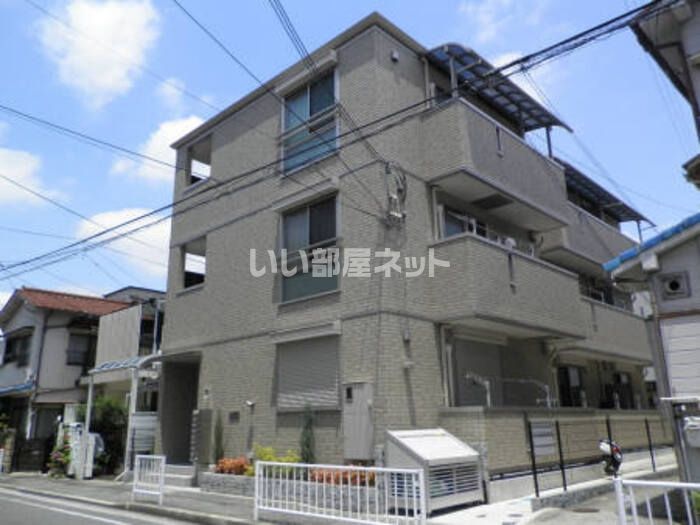 メゾン トレビナの外観画像