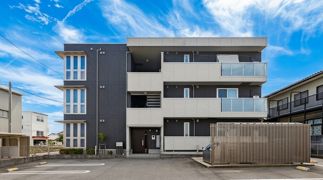 AKOUSAM（ｱｺｰｻﾑ）の外観画像