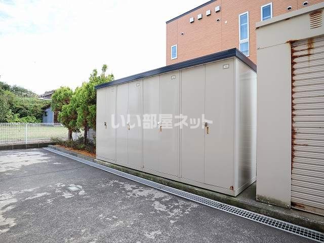 その他