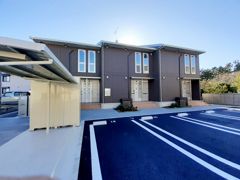 グリーンパーク弥生 Bの外観画像