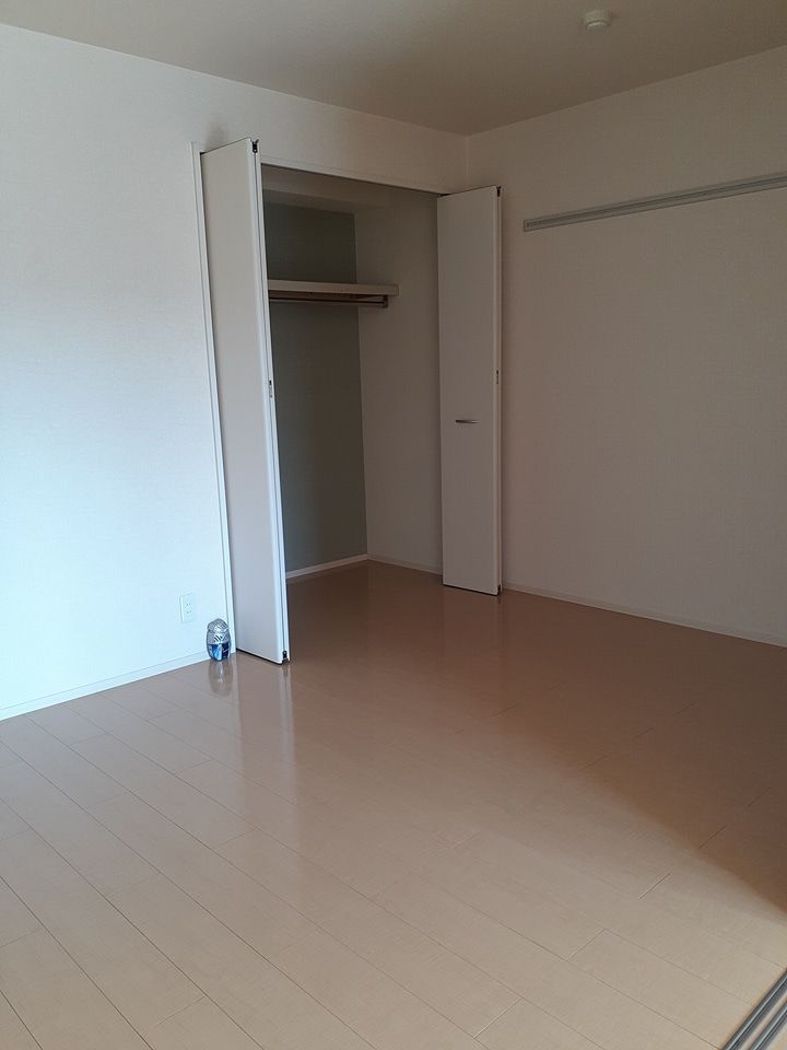ベッドルーム