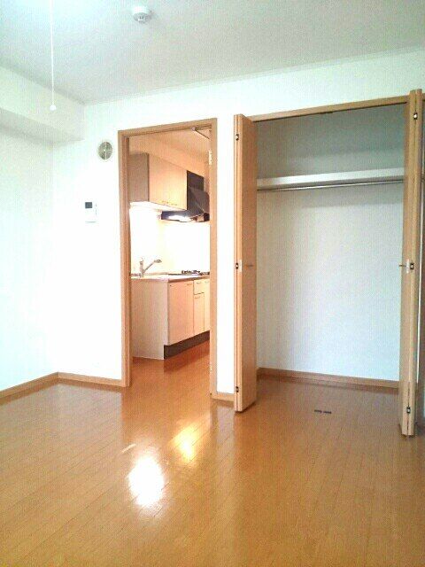 ベッドルーム